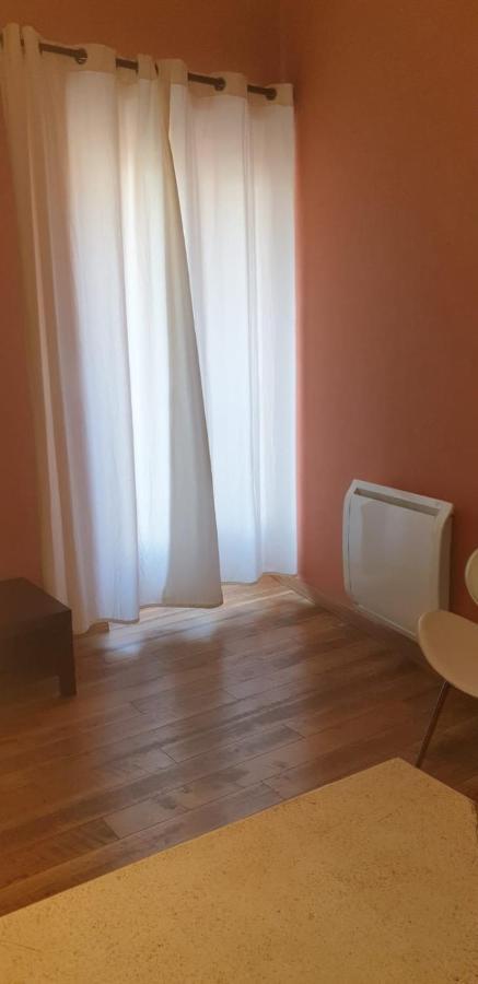 Appt 75M2 Terrasse 12M2 Apartment Tourbes Bagian luar foto